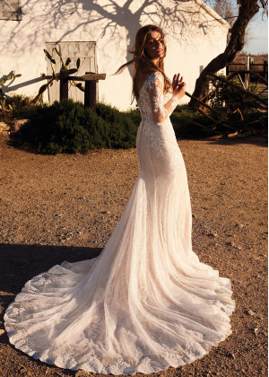 Long Sleeve Beaded V Neck Ivory Lace Tulle Wedding Dress Long Sleeve Beaded V Neck Ivory Lace Tulle Wedding Dress
